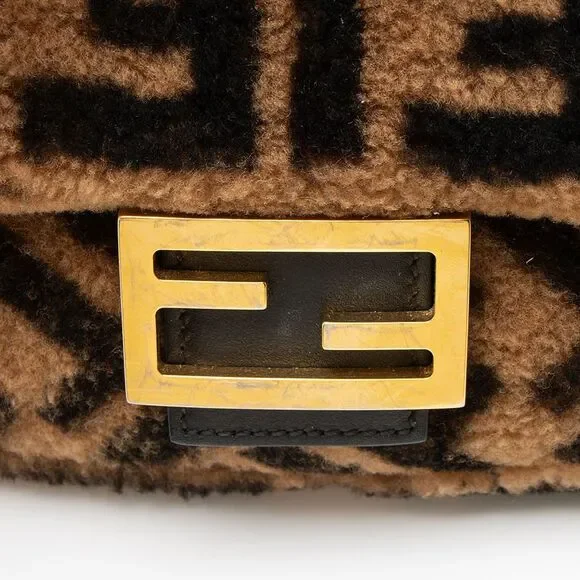 Fendi Shearling FF Baguette Shoulder Bag - Picture 9 of 16